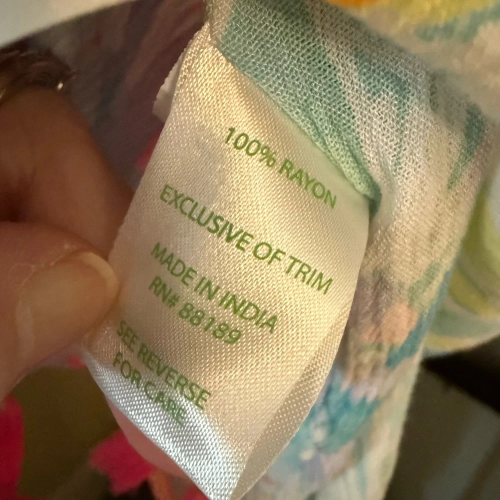 Lilly Pulitzer El Bravo Way Coverup in Sparkling Sands, Size L/XL. - Picture 10 of 12